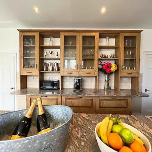  Apartment Colzium Farm Cottages